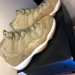 Women’s Air Jordan 11 retro neutral olive